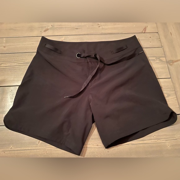 Prana black board shorts - size small - Picture 1 of 3